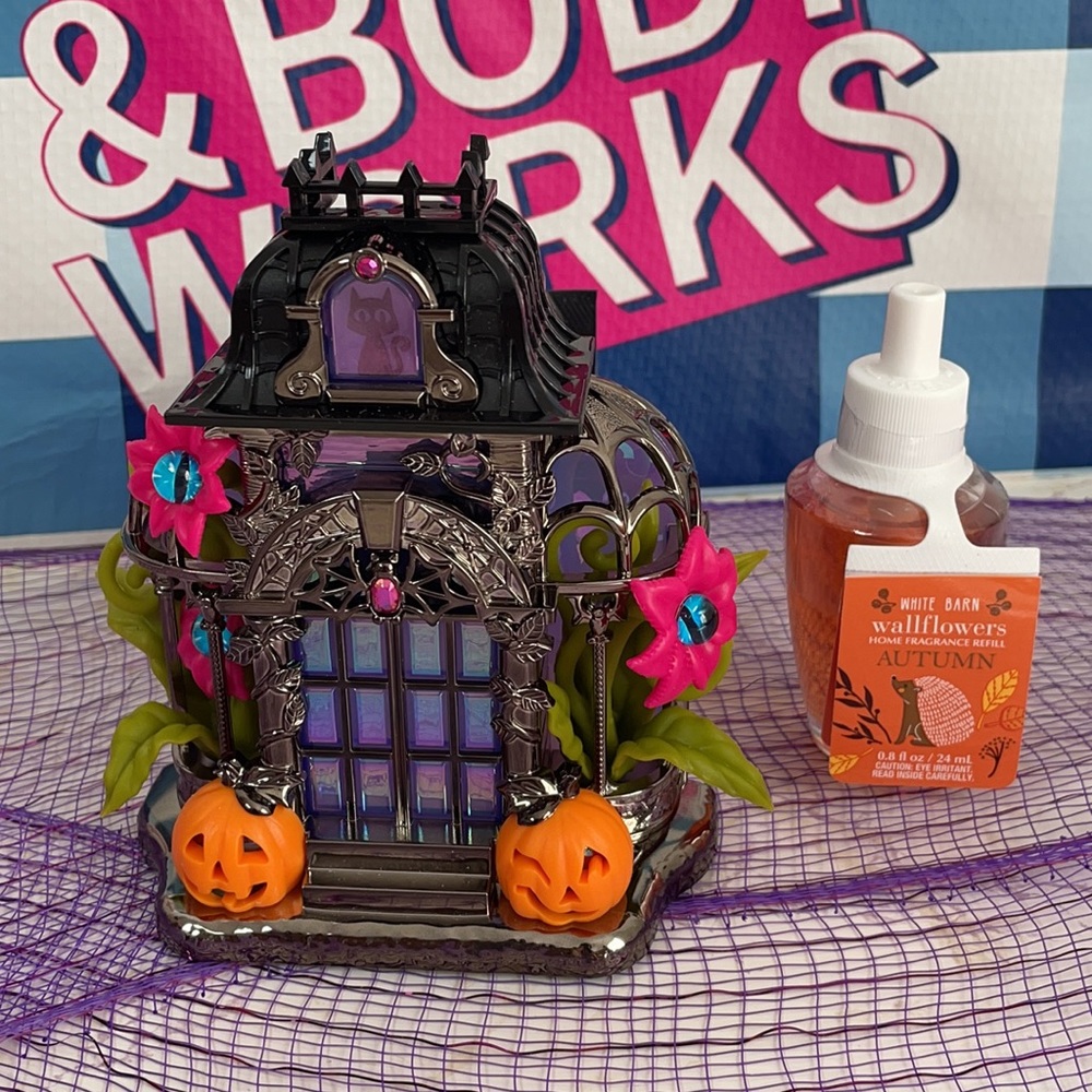 B&BW Spooktakular Haunted Conservatory PROJECTOR NIGHTLIGHT Wallflower Plug 2pcs